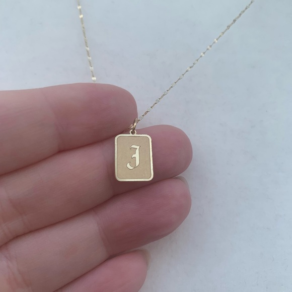 Golden Clef Made in Italy 14k Gold Gothic Initial Tag Charm - Picture 7 of 9